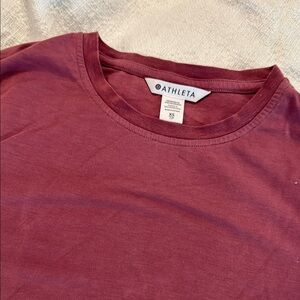 Athleta plum Short Sleeve Tee